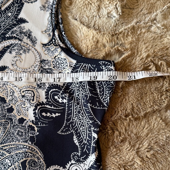 Iman Two-Piece Set – Sleeveless Top & Matching Pants - L - Picture 4 of 13